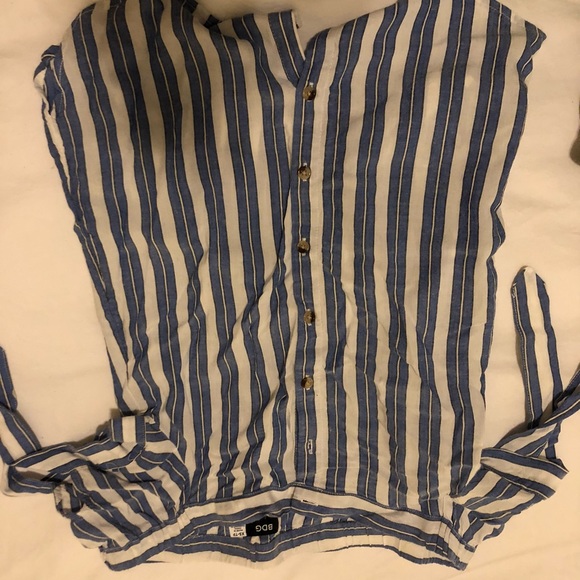 cute blouse - Picture 1 of 1